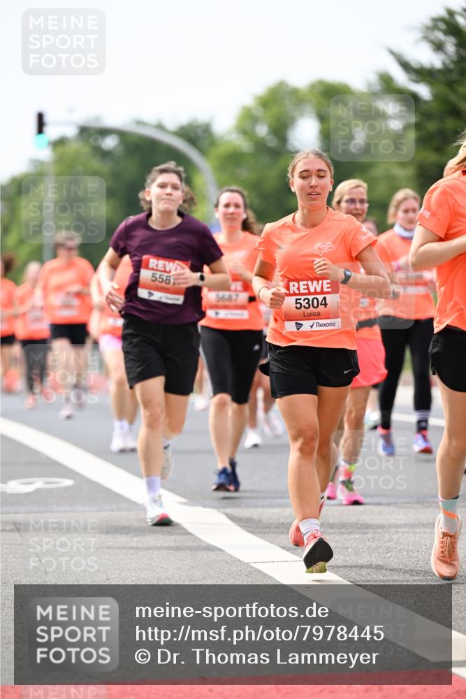 15.06.2025 - REWE Women's Run Dr. Thomas Lammeyer http://msf.ph/oto/7978445 15.06.2025 10:43:40 Laufen 558, 5687, 5304 meine-sportfotos.de