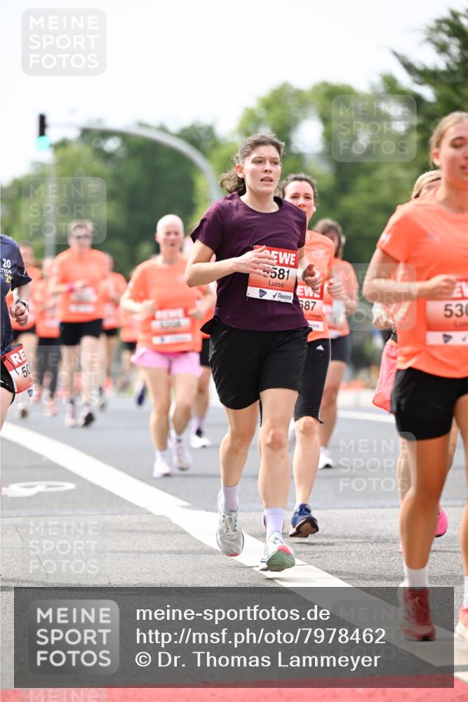 15.06.2025 - REWE Women's Run Dr. Thomas Lammeyer http://msf.ph/oto/7978462 15.06.2025 10:43:41 Laufen 581, 687 meine-sportfotos.de
