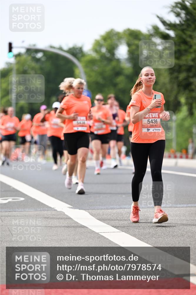 15.06.2025 - REWE Women's Run Dr. Thomas Lammeyer http://msf.ph/oto/7978574 15.06.2025 10:43:49 Laufen 5438, 5436 meine-sportfotos.de