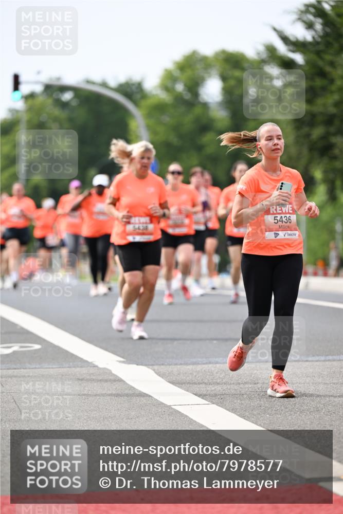 15.06.2025 - REWE Women's Run Dr. Thomas Lammeyer http://msf.ph/oto/7978577 15.06.2025 10:43:49 Laufen 5428 meine-sportfotos.de