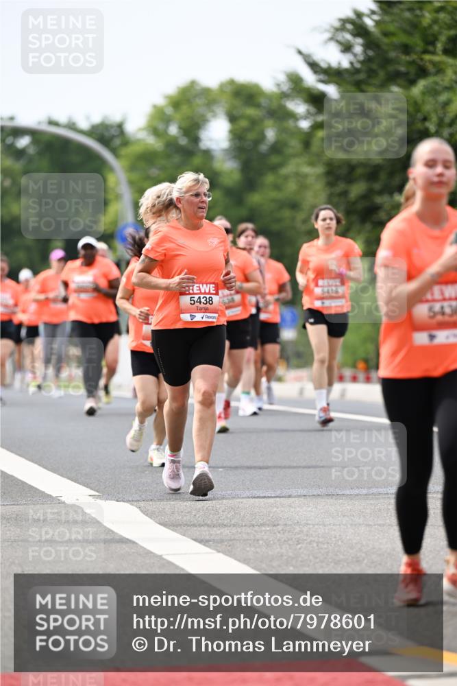 15.06.2025 - REWE Women's Run Dr. Thomas Lammeyer http://msf.ph/oto/7978601 15.06.2025 10:43:50 Laufen 5438, 5418 meine-sportfotos.de