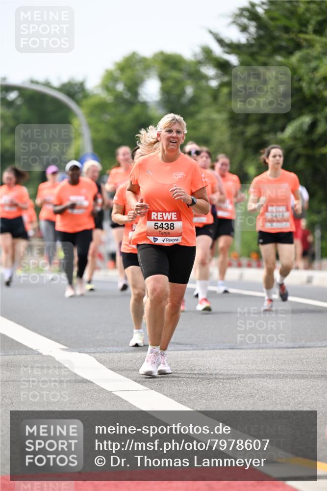15.06.2025 - REWE Women's Run Dr. Thomas Lammeyer http://msf.ph/oto/7978607 15.06.2025 10:43:51 Laufen 5438 meine-sportfotos.de