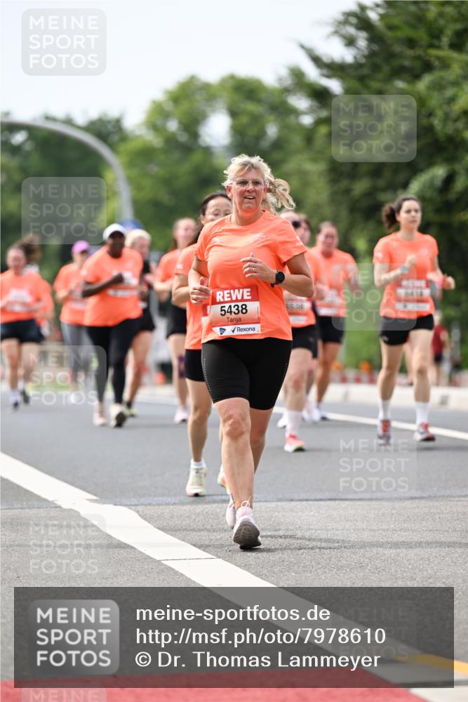 15.06.2025 - REWE Women's Run Dr. Thomas Lammeyer http://msf.ph/oto/7978610 15.06.2025 10:43:52 Laufen 5438 meine-sportfotos.de