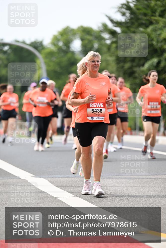 15.06.2025 - REWE Women's Run Dr. Thomas Lammeyer http://msf.ph/oto/7978615 15.06.2025 10:43:52 Laufen 5438 meine-sportfotos.de