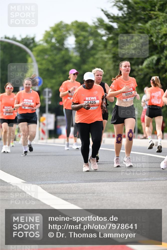15.06.2025 - REWE Women's Run Dr. Thomas Lammeyer http://msf.ph/oto/7978641 15.06.2025 10:43:54 Laufen 5472, 5043, 5425 meine-sportfotos.de