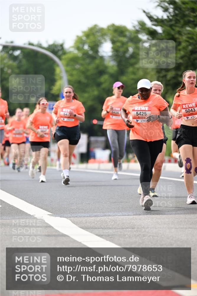 15.06.2025 - REWE Women's Run Dr. Thomas Lammeyer http://msf.ph/oto/7978653 15.06.2025 10:43:55 Laufen 5647, 5043, 5426, 547, 5425 meine-sportfotos.de