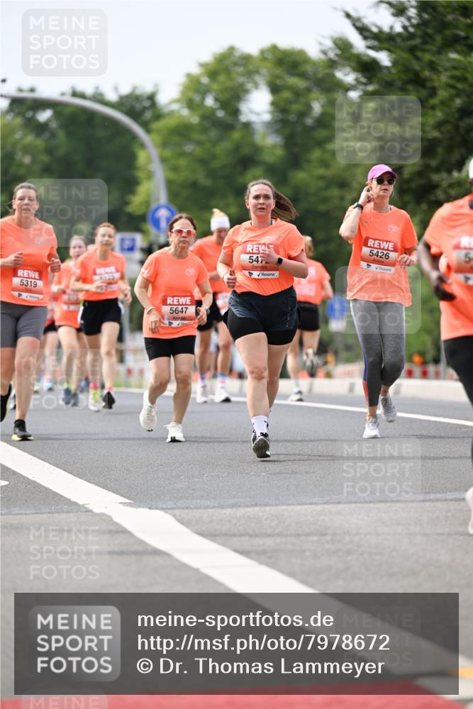 15.06.2025 - REWE Women's Run Dr. Thomas Lammeyer http://msf.ph/oto/7978672 15.06.2025 10:43:56 Laufen 5319, 5647, 547, 5426, 5 meine-sportfotos.de
