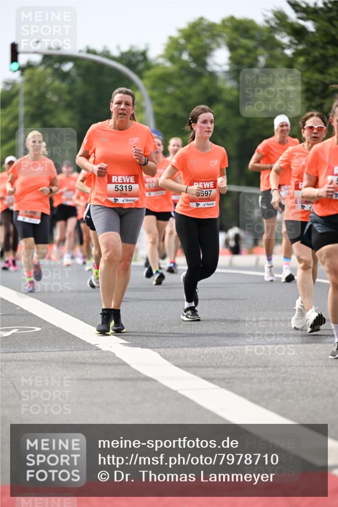 15.06.2025 - REWE Women's Run Dr. Thomas Lammeyer http://msf.ph/oto/7978710 15.06.2025 10:43:59 Laufen 5319, 5597 meine-sportfotos.de