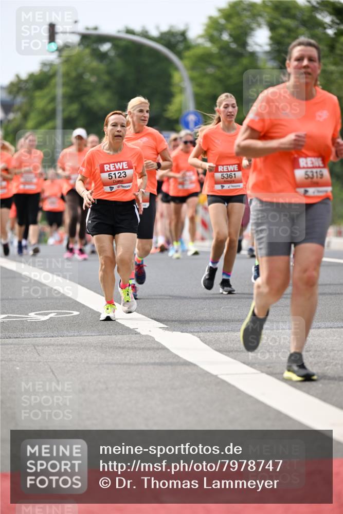 15.06.2025 - REWE Women's Run Dr. Thomas Lammeyer http://msf.ph/oto/7978747 15.06.2025 10:44:01 Laufen 5123, 5361, 5319 meine-sportfotos.de