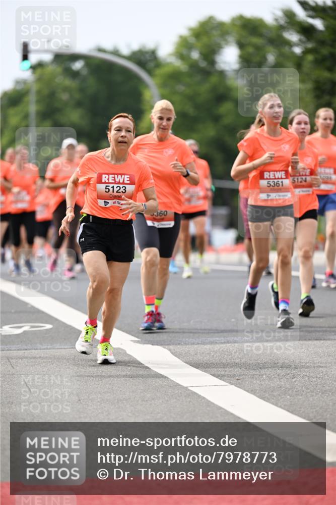 15.06.2025 - REWE Women's Run Dr. Thomas Lammeyer http://msf.ph/oto/7978773 15.06.2025 10:44:02 Laufen 5123, 360, 5361, 5124 meine-sportfotos.de