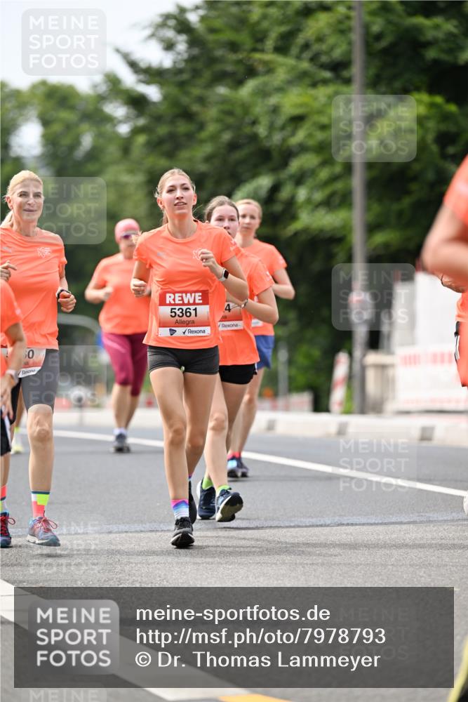 15.06.2025 - REWE Women's Run Dr. Thomas Lammeyer http://msf.ph/oto/7978793 15.06.2025 10:44:03 Laufen 0, 5361 meine-sportfotos.de