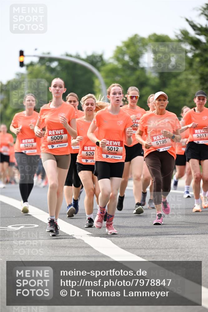 15.06.2025 - REWE Women's Run Dr. Thomas Lammeyer http://msf.ph/oto/7978847 15.06.2025 10:44:06 Laufen 5279, 5009, 520, 5012, 04, 5195, 5311 meine-sportfotos.de