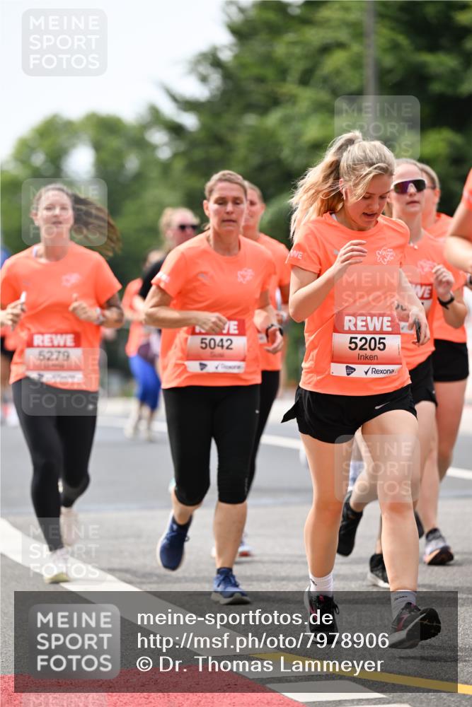 15.06.2025 - REWE Women's Run Dr. Thomas Lammeyer http://msf.ph/oto/7978906 15.06.2025 10:44:10 Laufen 5279, 5042, 5205 meine-sportfotos.de
