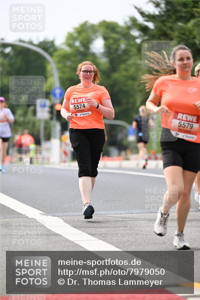 15.06.2025 - REWE Women's Run Dr. Thomas Lammeyer http://msf.ph/oto/7979050 15.06.2025 10:44:18 Laufen 5574, 5579 meine-sportfotos.de