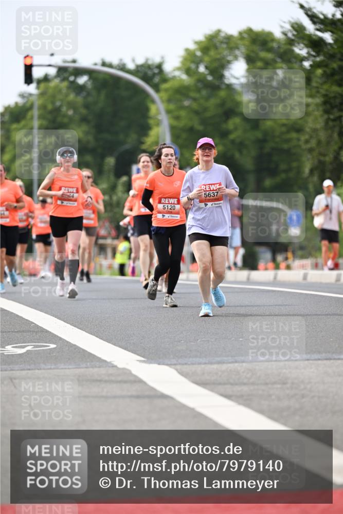 15.06.2025 - REWE Women's Run Dr. Thomas Lammeyer http://msf.ph/oto/7979140 15.06.2025 10:44:23 Laufen 5120, 5637 meine-sportfotos.de