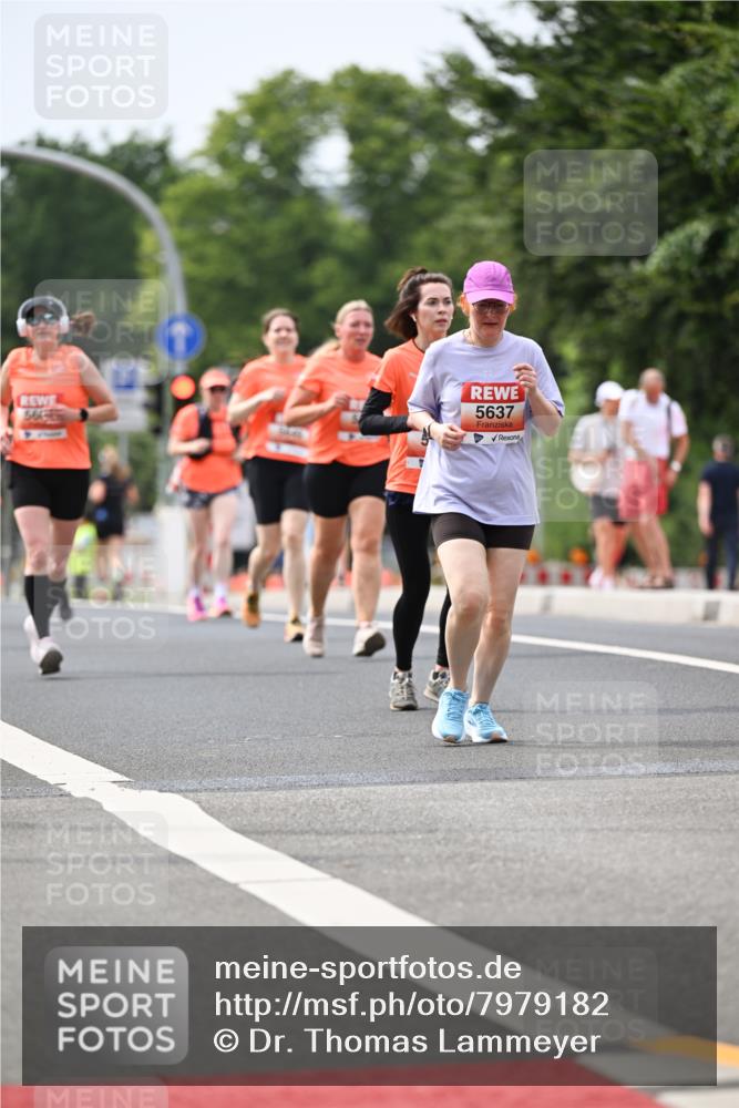15.06.2025 - REWE Women's Run Dr. Thomas Lammeyer http://msf.ph/oto/7979182 15.06.2025 10:44:25 Laufen 5637 meine-sportfotos.de