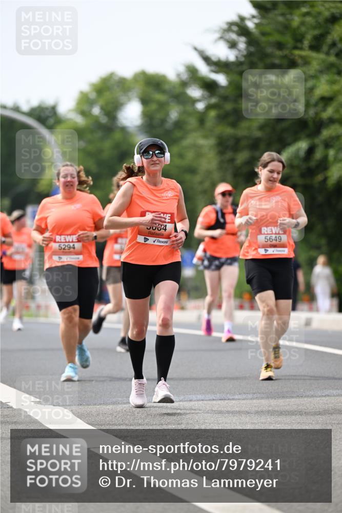 15.06.2025 - REWE Women's Run Dr. Thomas Lammeyer http://msf.ph/oto/7979241 15.06.2025 10:44:29 Laufen 5004, 5649, 5294 meine-sportfotos.de