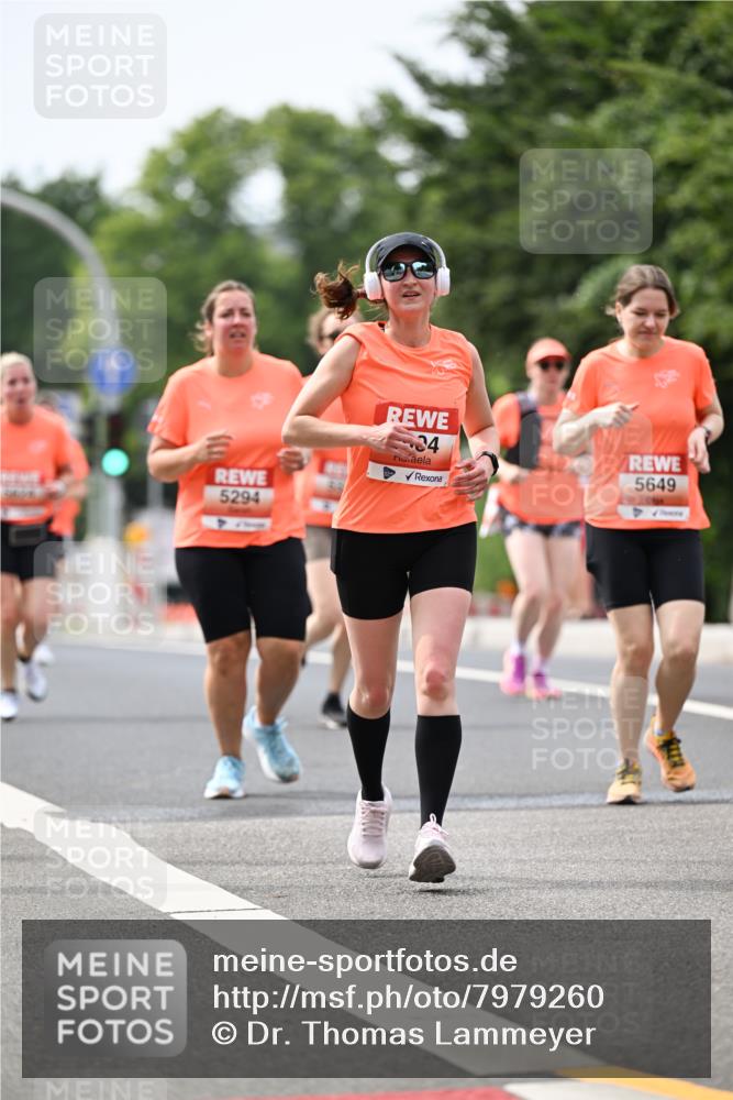 15.06.2025 - REWE Women's Run Dr. Thomas Lammeyer http://msf.ph/oto/7979260 15.06.2025 10:44:30 Laufen 5294, 34, 5649 meine-sportfotos.de