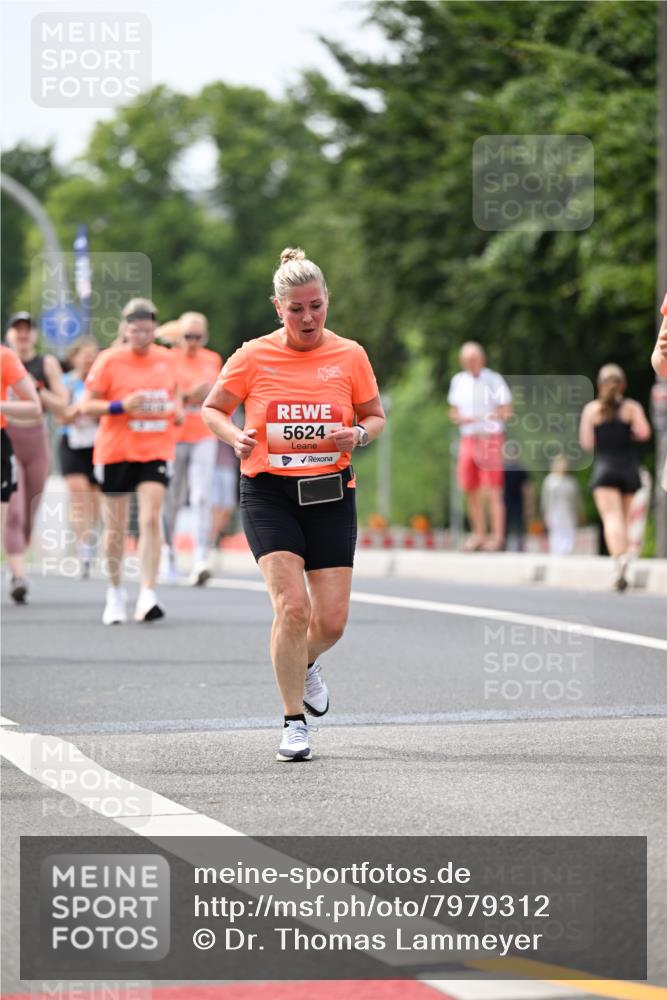 15.06.2025 - REWE Women's Run Dr. Thomas Lammeyer http://msf.ph/oto/7979312 15.06.2025 10:44:33 Laufen 5624 meine-sportfotos.de