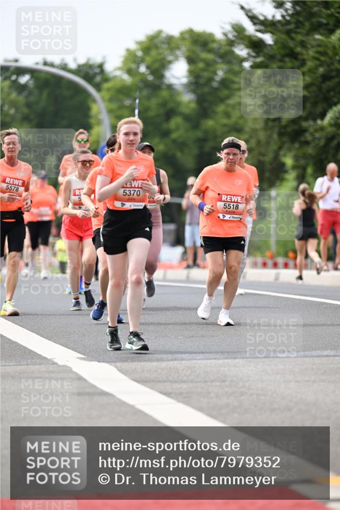 15.06.2025 - REWE Women's Run Dr. Thomas Lammeyer http://msf.ph/oto/7979352 15.06.2025 10:44:34 Laufen 5578, 5370, 00, 5518 meine-sportfotos.de
