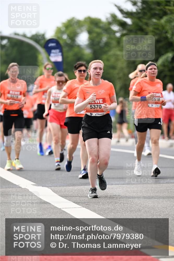 15.06.2025 - REWE Women's Run Dr. Thomas Lammeyer http://msf.ph/oto/7979380 15.06.2025 10:44:36 Laufen 5678, 5370, 6518 meine-sportfotos.de