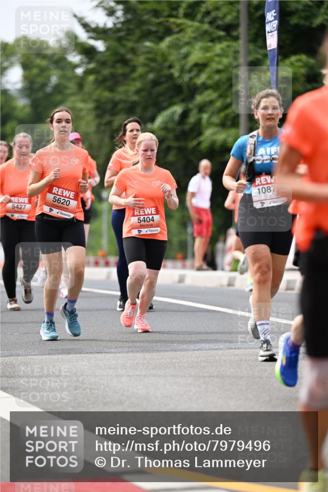 15.06.2025 - REWE Women's Run Dr. Thomas Lammeyer http://msf.ph/oto/7979496 15.06.2025 10:44:41 Laufen 5427, 5620, 5404, 1087 meine-sportfotos.de