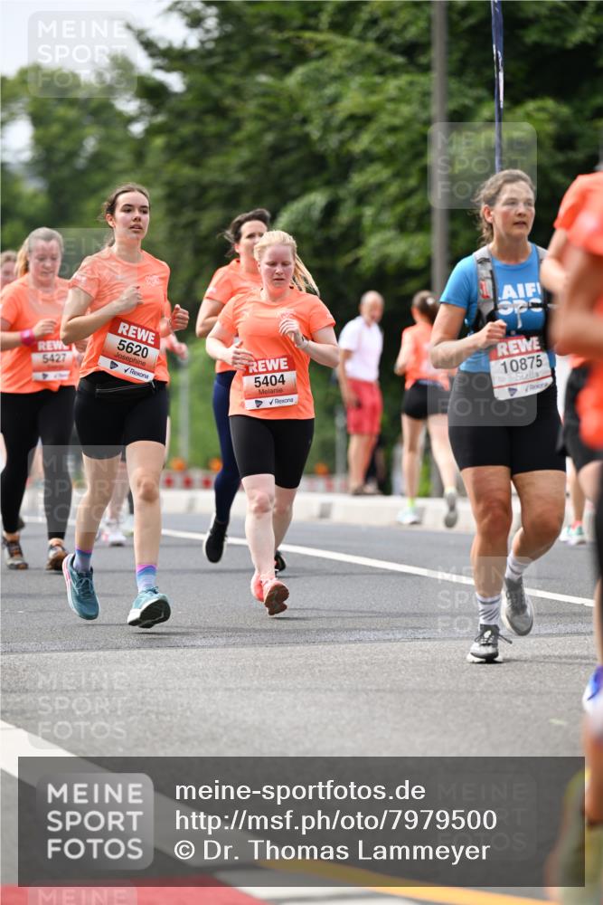 15.06.2025 - REWE Women's Run Dr. Thomas Lammeyer http://msf.ph/oto/7979500 15.06.2025 10:44:41 Laufen 5427, 5620, 5404, 10875 meine-sportfotos.de