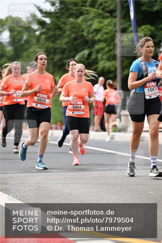 15.06.2025 - REWE Women's Run Dr. Thomas Lammeyer http://msf.ph/oto/7979504 15.06.2025 10:44:42 Laufen 542, 5620, 5404, 10875 meine-sportfotos.de