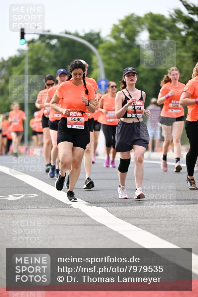 15.06.2025 - REWE Women's Run Dr. Thomas Lammeyer http://msf.ph/oto/7979535 15.06.2025 10:44:43 Laufen 5090, 5084, 5206 meine-sportfotos.de