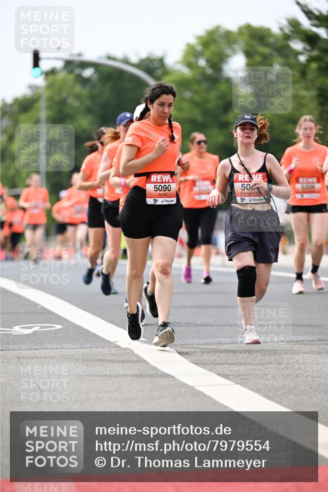 15.06.2025 - REWE Women's Run Dr. Thomas Lammeyer http://msf.ph/oto/7979554 15.06.2025 10:44:43 Laufen 5090, 50, 19 meine-sportfotos.de