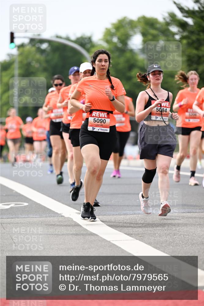 15.06.2025 - REWE Women's Run Dr. Thomas Lammeyer http://msf.ph/oto/7979565 15.06.2025 10:44:44 Laufen 5090, 5084, 5206 meine-sportfotos.de