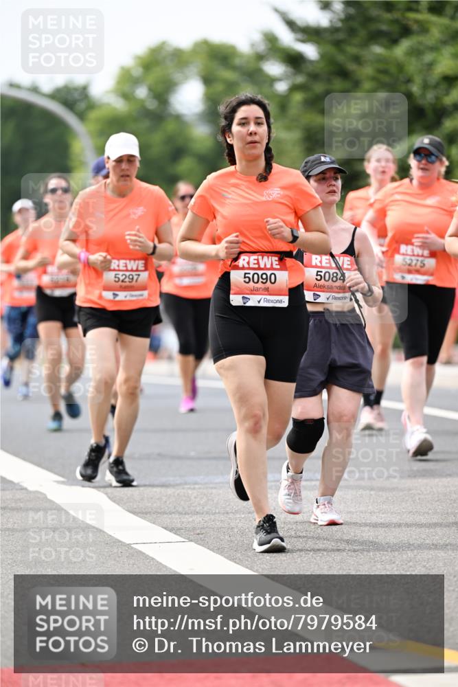 15.06.2025 - REWE Women's Run Dr. Thomas Lammeyer http://msf.ph/oto/7979584 15.06.2025 10:44:45 Laufen 5090, 5084, 5275, 5297 meine-sportfotos.de