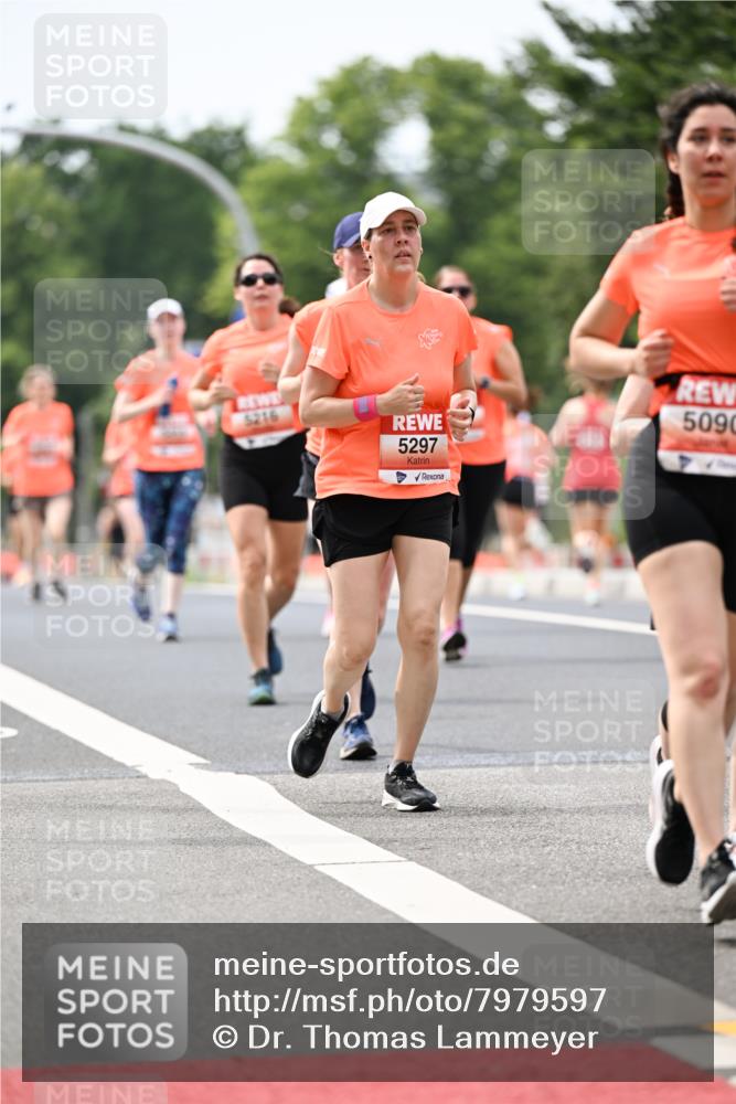 15.06.2025 - REWE Women's Run Dr. Thomas Lammeyer http://msf.ph/oto/7979597 15.06.2025 10:44:45 Laufen 216, 5297 meine-sportfotos.de