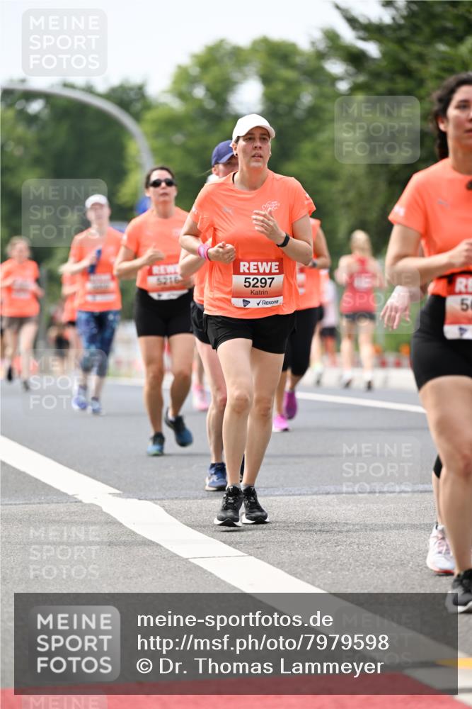 15.06.2025 - REWE Women's Run Dr. Thomas Lammeyer http://msf.ph/oto/7979598 15.06.2025 10:44:45 Laufen 5216, 5297 meine-sportfotos.de