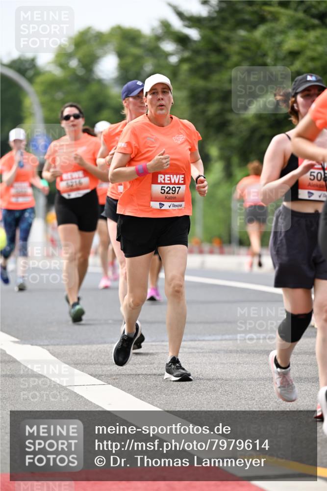 15.06.2025 - REWE Women's Run Dr. Thomas Lammeyer http://msf.ph/oto/7979614 15.06.2025 10:44:46 Laufen 6216, 5297 meine-sportfotos.de