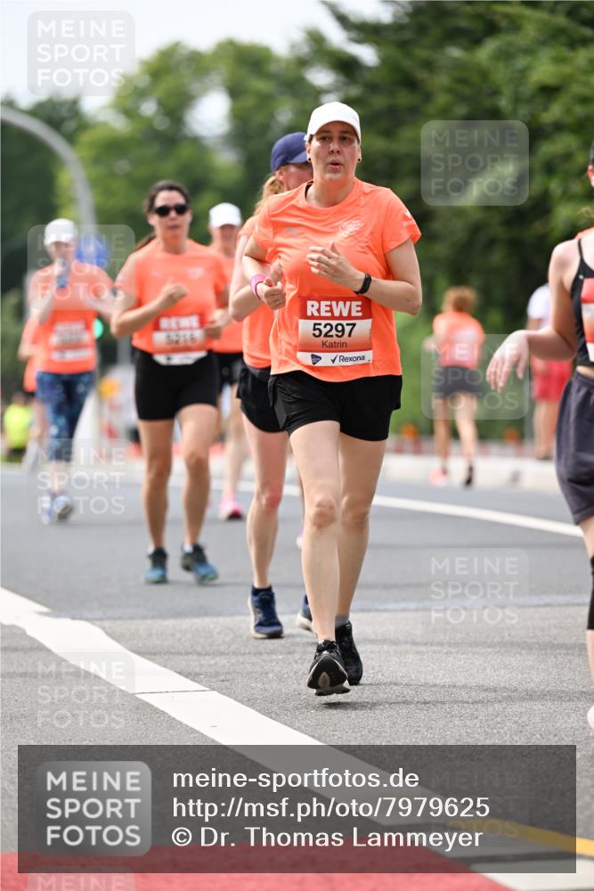 15.06.2025 - REWE Women's Run Dr. Thomas Lammeyer http://msf.ph/oto/7979625 15.06.2025 10:44:46 Laufen 6216, 5297 meine-sportfotos.de