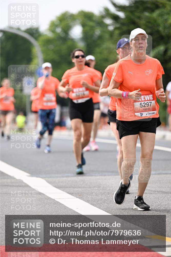 15.06.2025 - REWE Women's Run Dr. Thomas Lammeyer http://msf.ph/oto/7979636 15.06.2025 10:44:47 Laufen 5297 meine-sportfotos.de