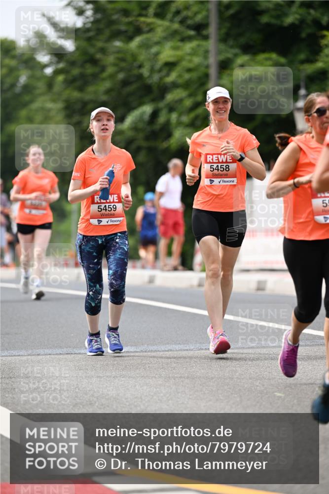 15.06.2025 - REWE Women's Run Dr. Thomas Lammeyer http://msf.ph/oto/7979724 15.06.2025 10:44:50 Laufen 5459, 5458, 5 meine-sportfotos.de