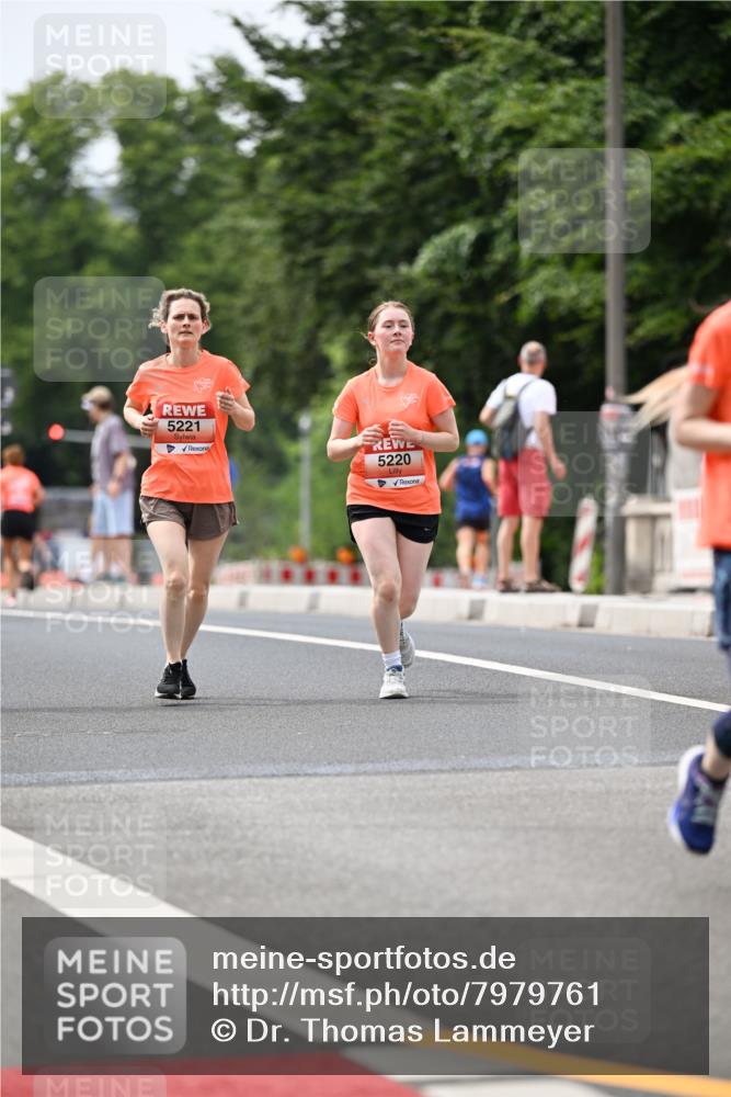 15.06.2025 - REWE Women's Run Dr. Thomas Lammeyer http://msf.ph/oto/7979761 15.06.2025 10:44:52 Laufen 5221, 5220 meine-sportfotos.de