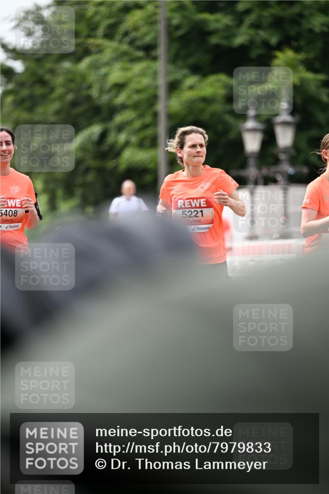 15.06.2025 - REWE Women's Run Dr. Thomas Lammeyer http://msf.ph/oto/7979833 15.06.2025 10:44:54 Laufen 5221 meine-sportfotos.de