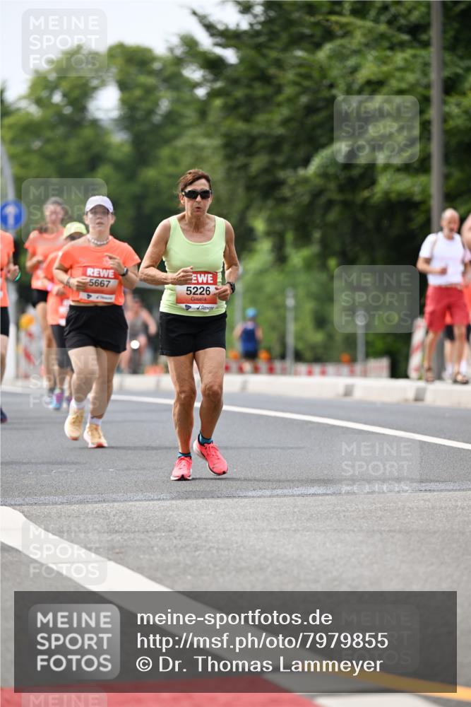 15.06.2025 - REWE Women's Run Dr. Thomas Lammeyer http://msf.ph/oto/7979855 15.06.2025 10:44:57 Laufen 5667, 5226 meine-sportfotos.de