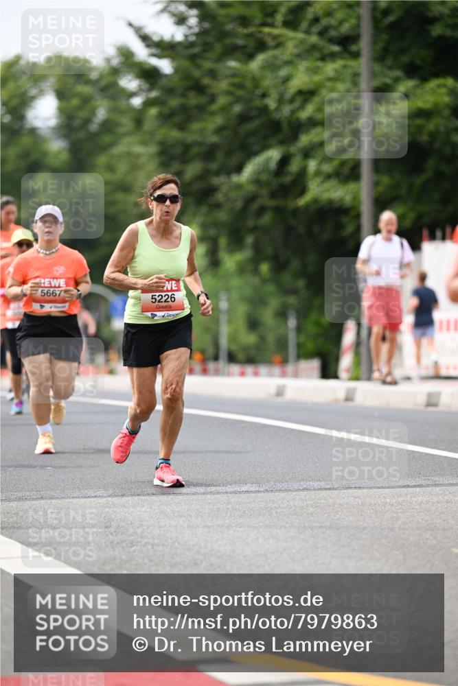 15.06.2025 - REWE Women's Run Dr. Thomas Lammeyer http://msf.ph/oto/7979863 15.06.2025 10:44:57 Laufen 5667, 5226 meine-sportfotos.de