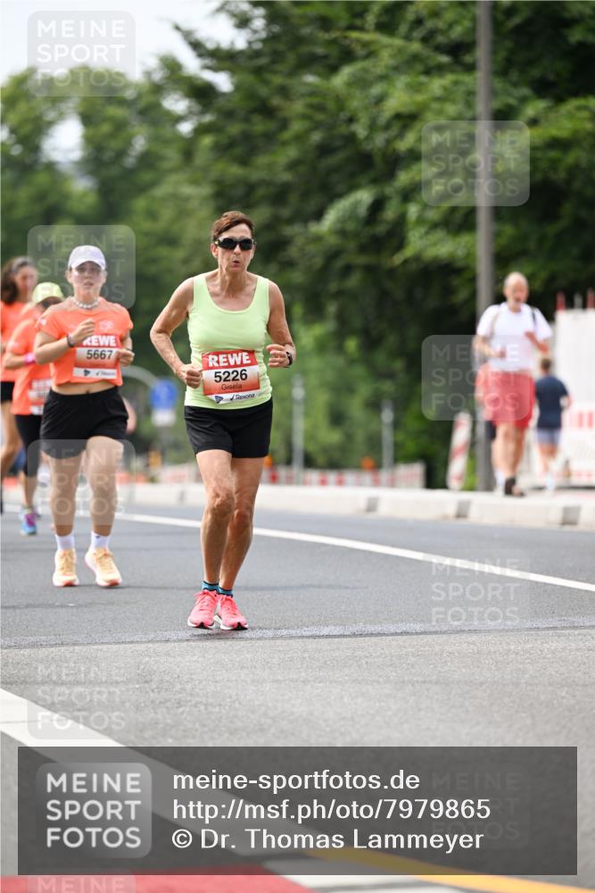 15.06.2025 - REWE Women's Run Dr. Thomas Lammeyer http://msf.ph/oto/7979865 15.06.2025 10:44:57 Laufen 5667, 5226 meine-sportfotos.de