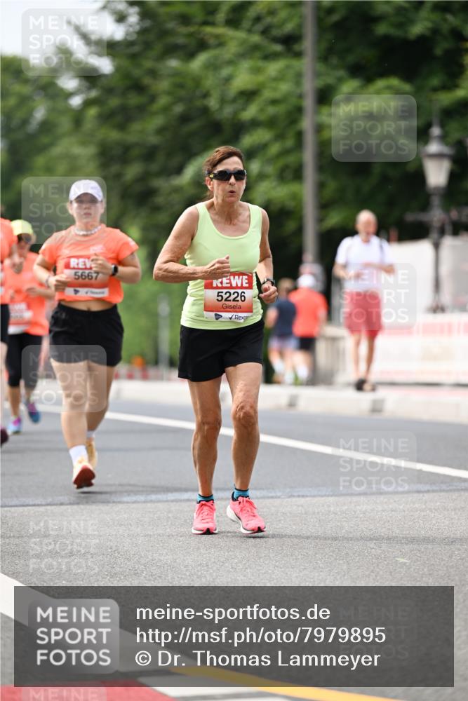 15.06.2025 - REWE Women's Run Dr. Thomas Lammeyer http://msf.ph/oto/7979895 15.06.2025 10:44:59 Laufen 5226 meine-sportfotos.de