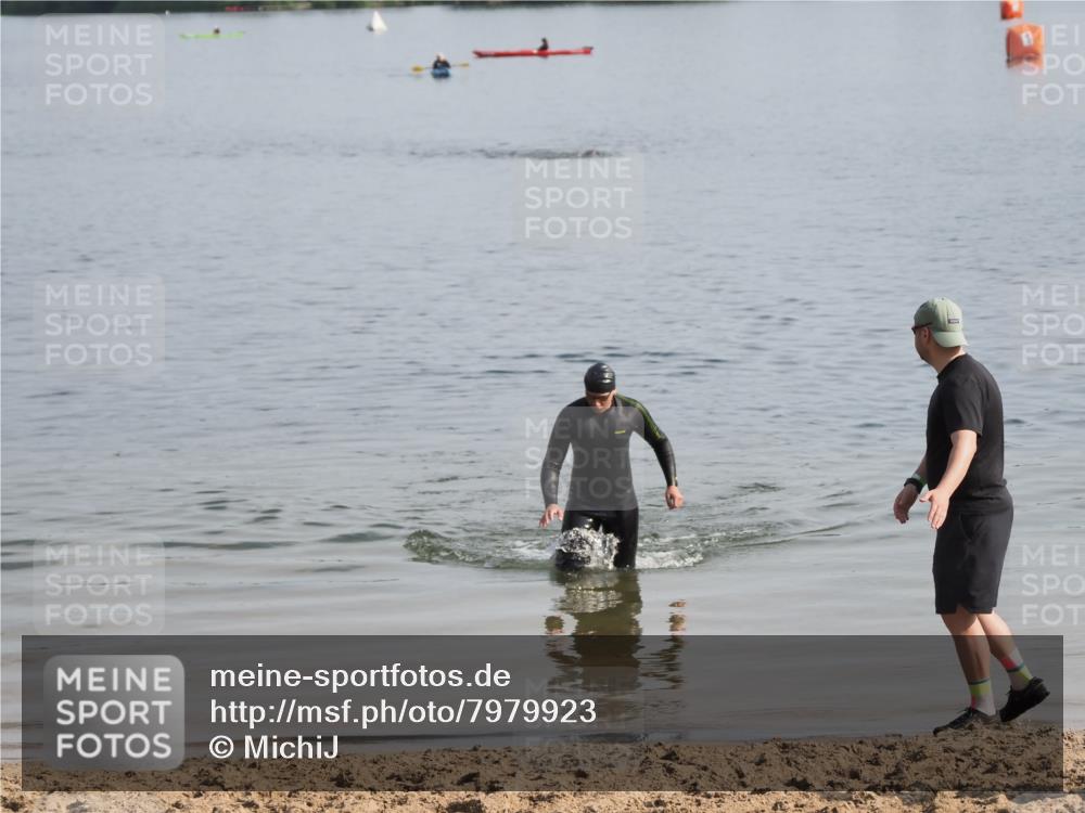 21.06.2025 - 27. Vierlanden-Triathlon MichiJ http://msf.ph/oto/7979923 15.06.2026 09:00:30 Schwimmen  meine-sportfotos.de