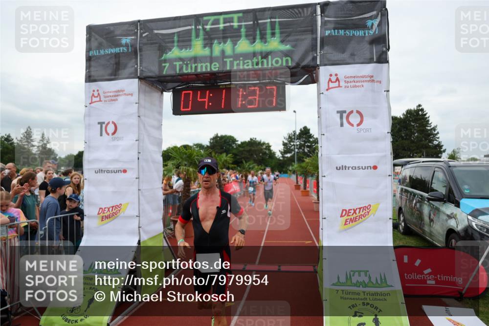 15.06.2025 - 7 Türme Triathlon Michael Strokosch http://msf.ph/oto/7979954 15.06.2025 14:11:36 Ziel 540, 543, 865 meine-sportfotos.de