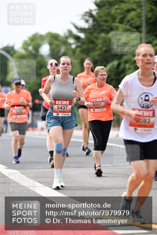 15.06.2025 - REWE Women's Run Dr. Thomas Lammeyer http://msf.ph/oto/7979979 15.06.2025 10:45:02 Laufen 5437, 5007 meine-sportfotos.de