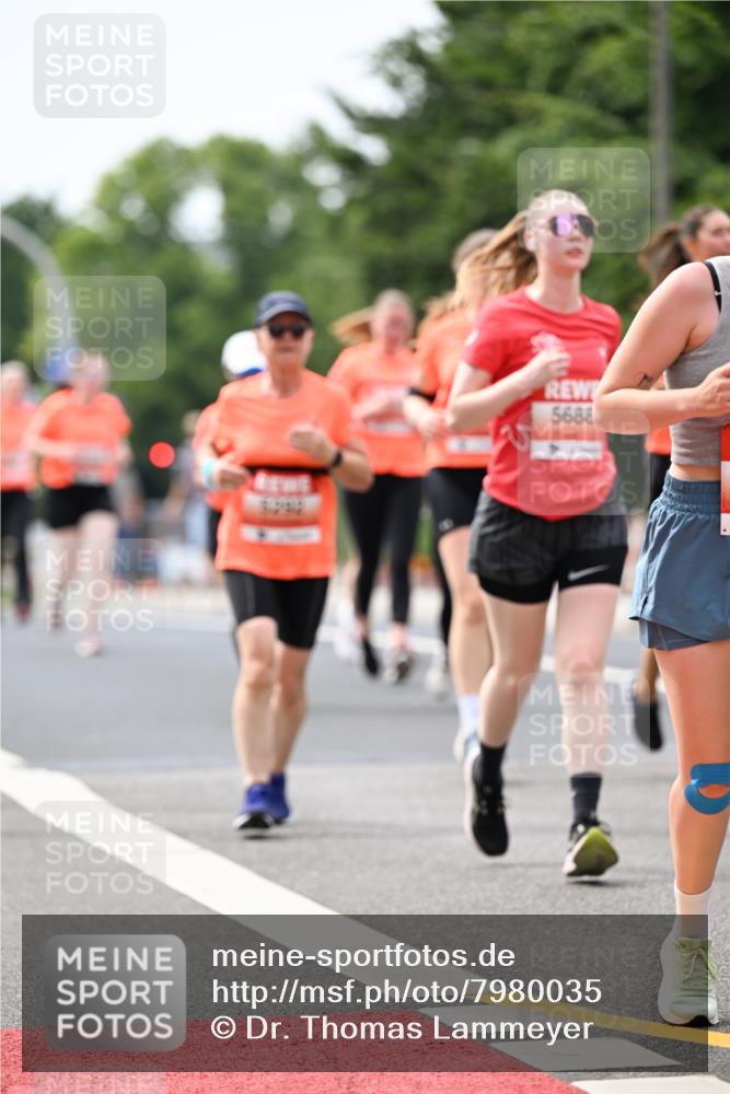 15.06.2025 - REWE Women's Run Dr. Thomas Lammeyer http://msf.ph/oto/7980035 15.06.2025 10:45:04 Laufen 5688 meine-sportfotos.de