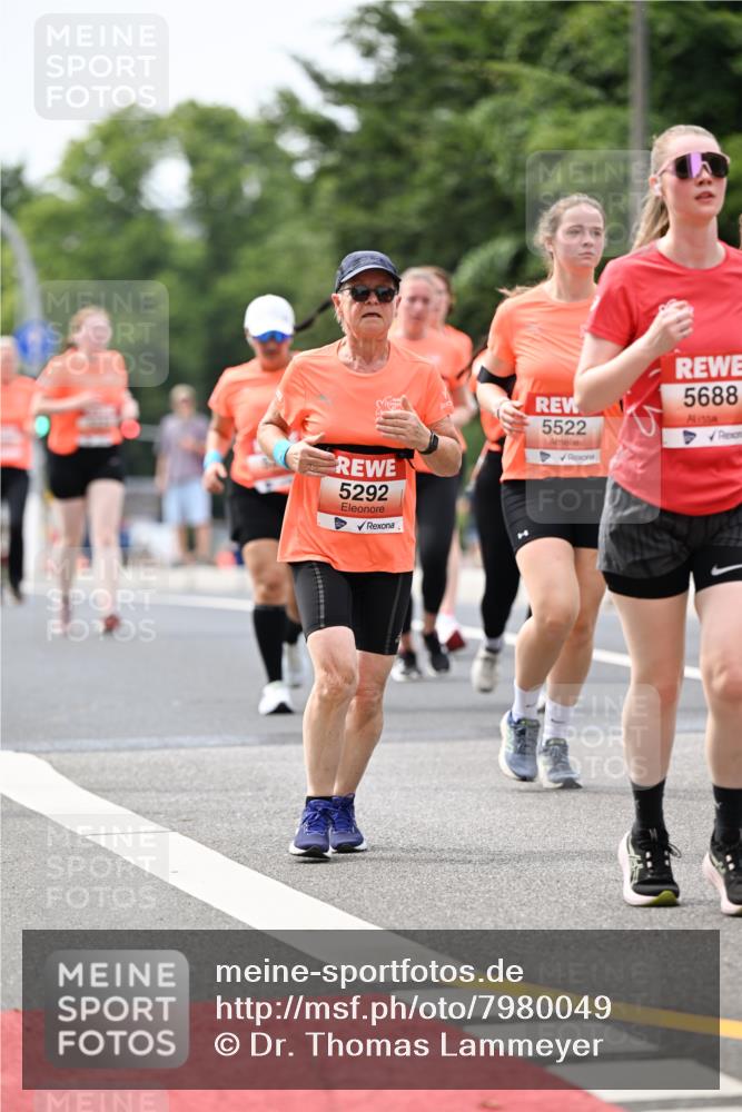 15.06.2025 - REWE Women's Run Dr. Thomas Lammeyer http://msf.ph/oto/7980049 15.06.2025 10:45:05 Laufen 5292, 5522, 56 meine-sportfotos.de