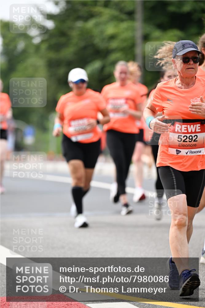 15.06.2025 - REWE Women's Run Dr. Thomas Lammeyer http://msf.ph/oto/7980086 15.06.2025 10:45:06 Laufen 5292 meine-sportfotos.de